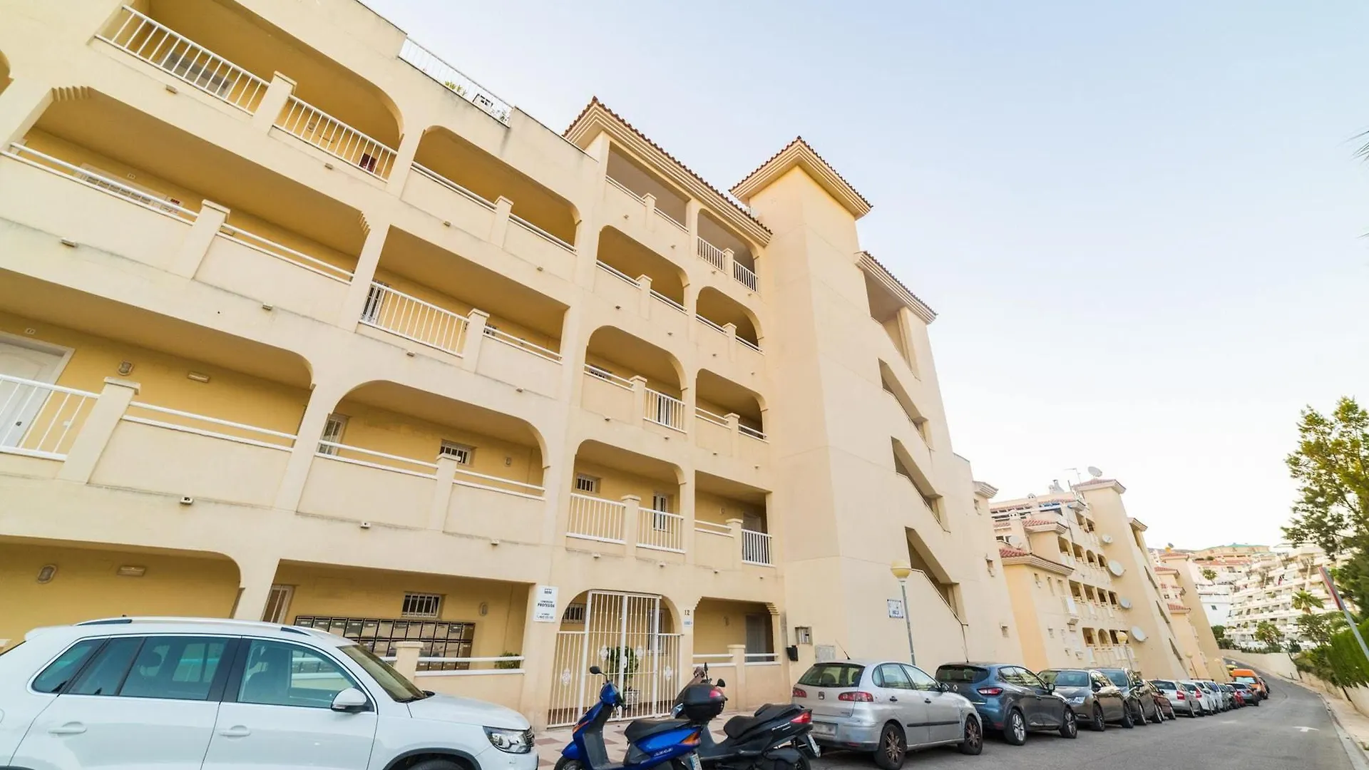Apartment With One Bedroom, With Wonderful Mountain View, Private Pool Benalmádena